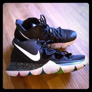 Men’s Nike KD basketball shoes size 10